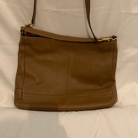 Coach tote - Picture 2 of 5